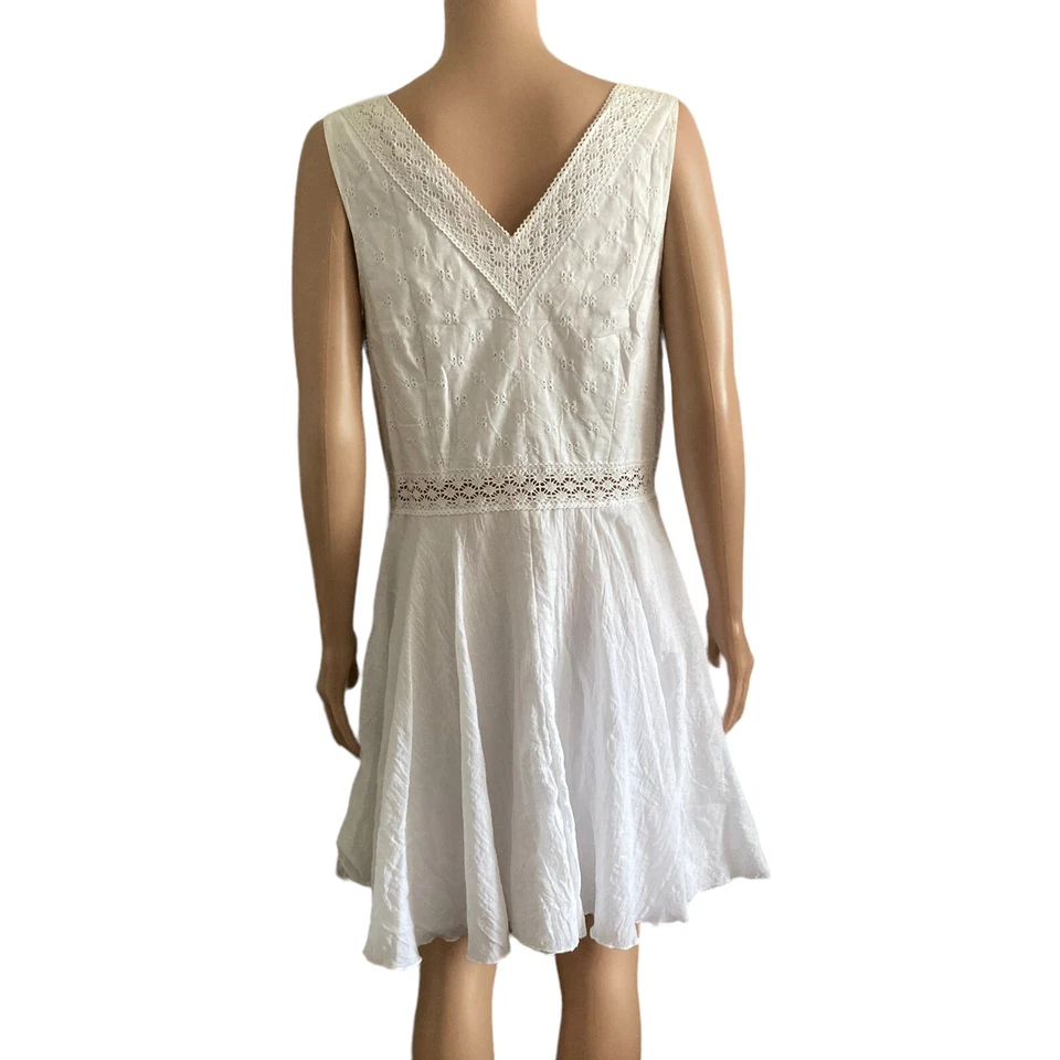 encantador vestido charlie mujer talla grande blanco ojales asimétricos primavera verano Foto 2 de 4