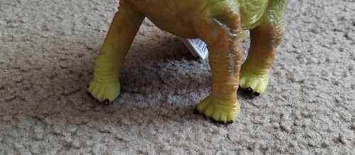 Brachiosaurus Dinosaurier ShenZhen Knöchelspielzeug Firma LTD Gummi biegbar 7" NEU - Bild 6 von 7