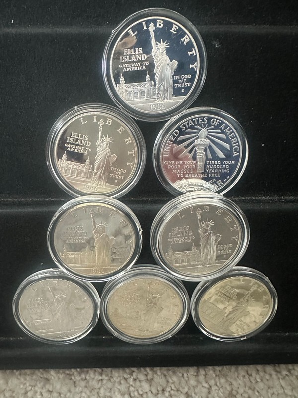 8 Coin 1986-S STATUE OF LIBERTY Silver Dollar LOT OF EIGHT w/Capsules 6.18 oz
