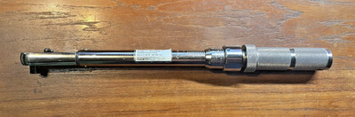 Precision Instruments Locking 3/8 Drive Torque Wrench, 200-1000 in/lbs, M2R1000H