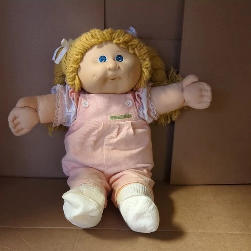 Cabbage Patch Doll 1984 Beige Pigtails W/ Looped Bangs - BC And Adoption Papers
