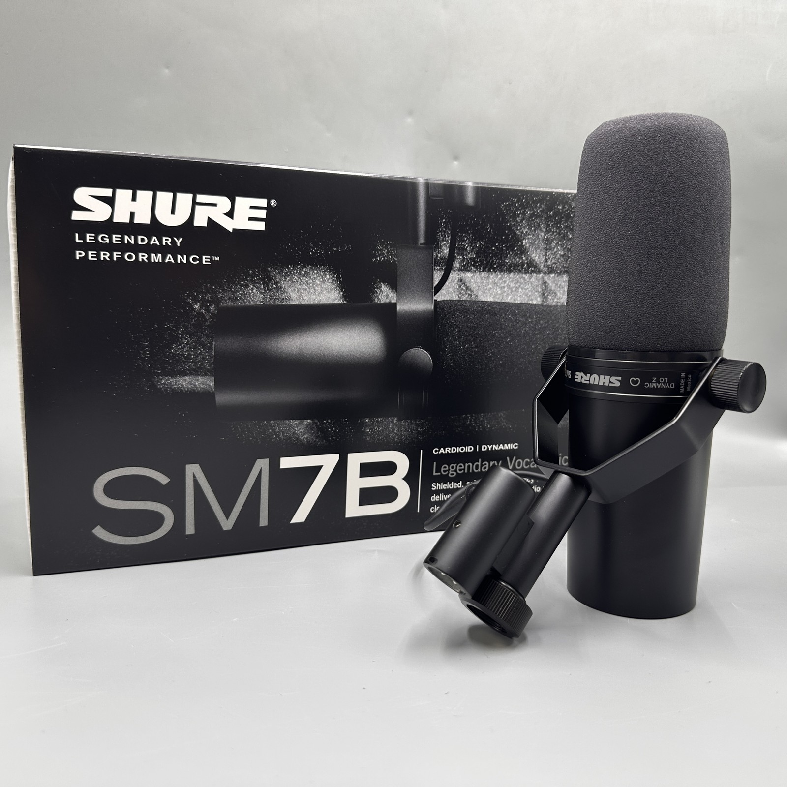 SM7B Cardioid Dynamic Vocal Broadcast Microphone Sealed in box Black NEW
