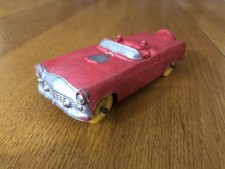 VINTAGE PLASTIC RUBBER RED 4.5โ CONVERTIBLE W/COUPLE #574 TOY AUBURN? USA MADE