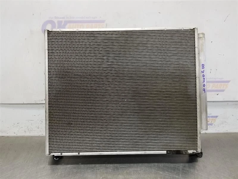 19 2019 TOYOTA 4 RUNNER 4.0L AC CONDENSER - Image 2 of 4
