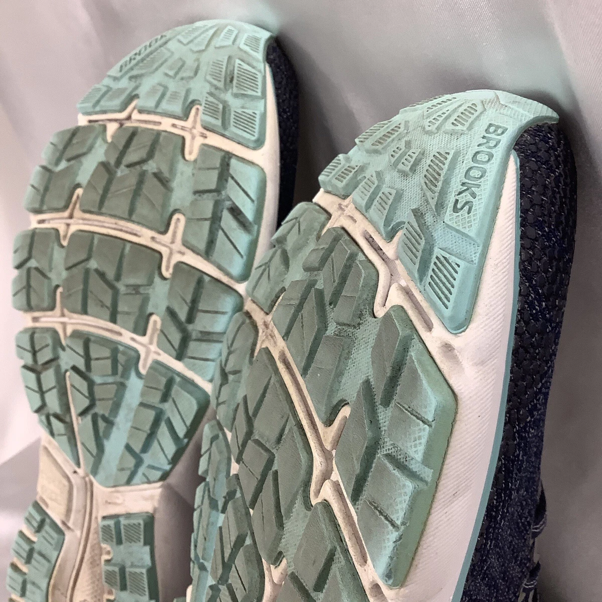 Brooks ghost deals 11 42