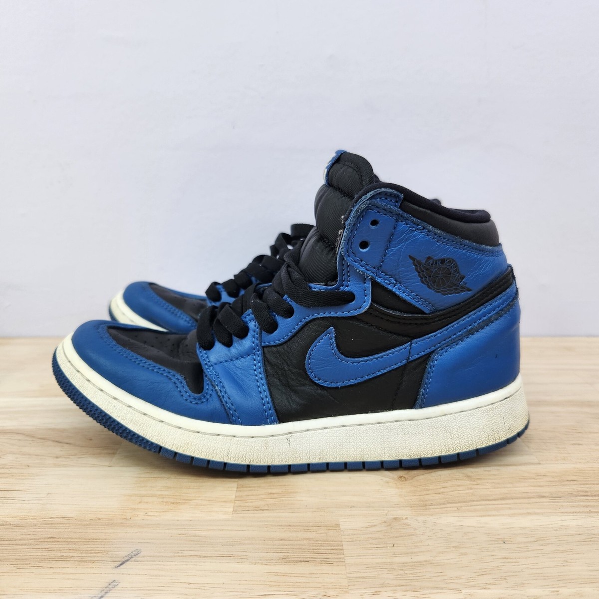 Air Jordan 1 Retro OG High Dark Marina Blue Shoes Youth Size 5.5Y