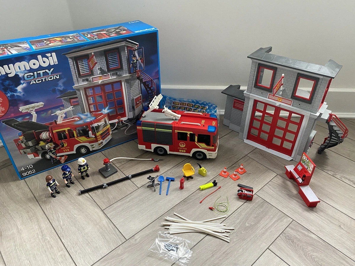 Playmobil 9052 Fire Engine And Fire Station Mega Set Boxed