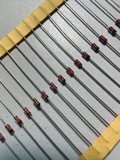 (75) 1N5228B 3.9v 0.5w Zener Fairchild Diodes 