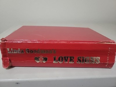 Linda Goodman's Love Signs 1978 Hardcover Book. New Approach To The Human Heart