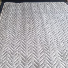 Double Cool Gel Mattress Sofing Support Medium Firm White Chevron BS7177