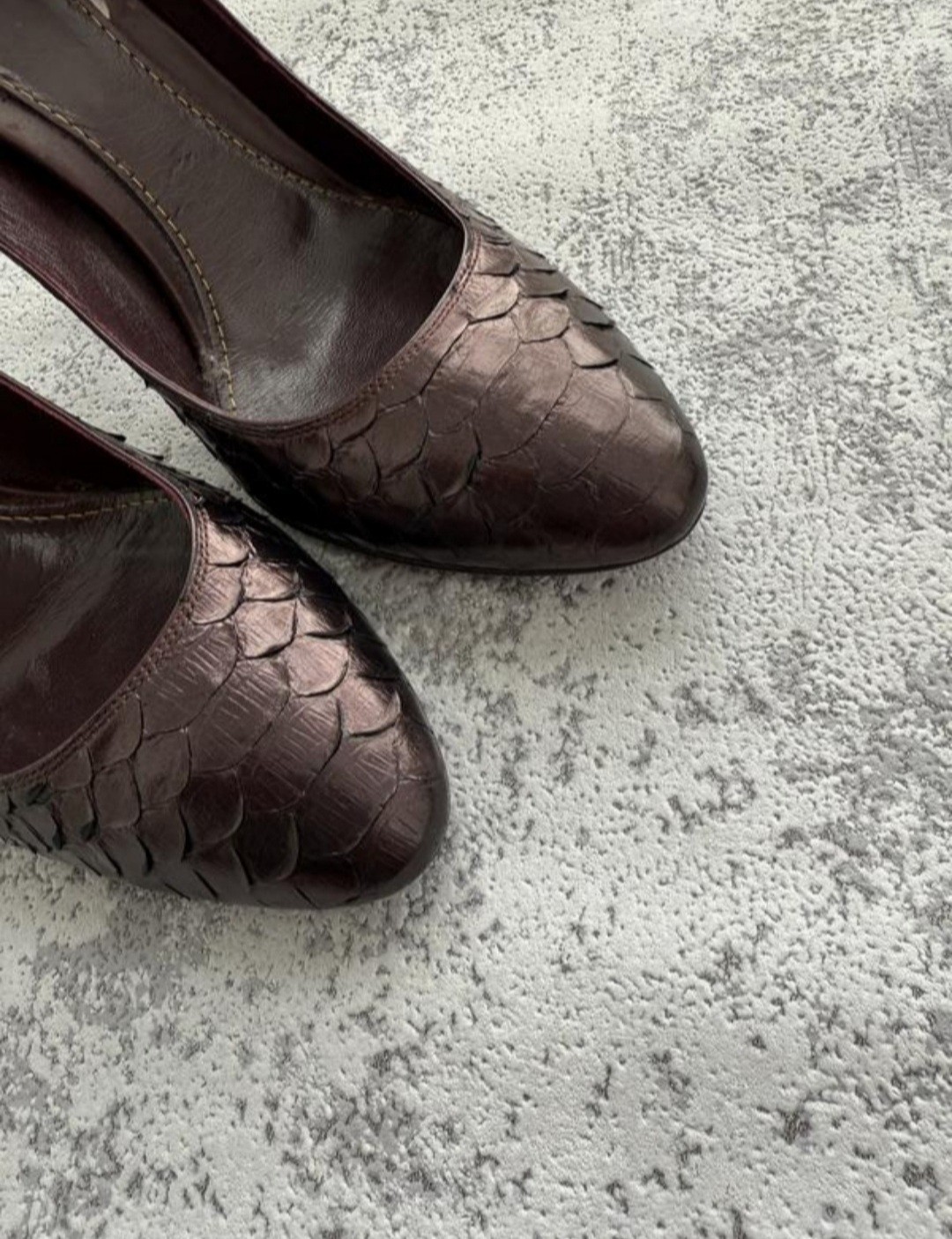 Authentic GUCCI Python Snakeskin & Suede Pumps | … - image 8