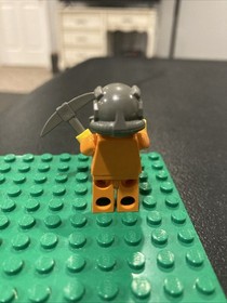 LEGO Rock Raiders Sparks minifigure 4990 rck005  Pick Axe Saw Lot HTF CMF 1277