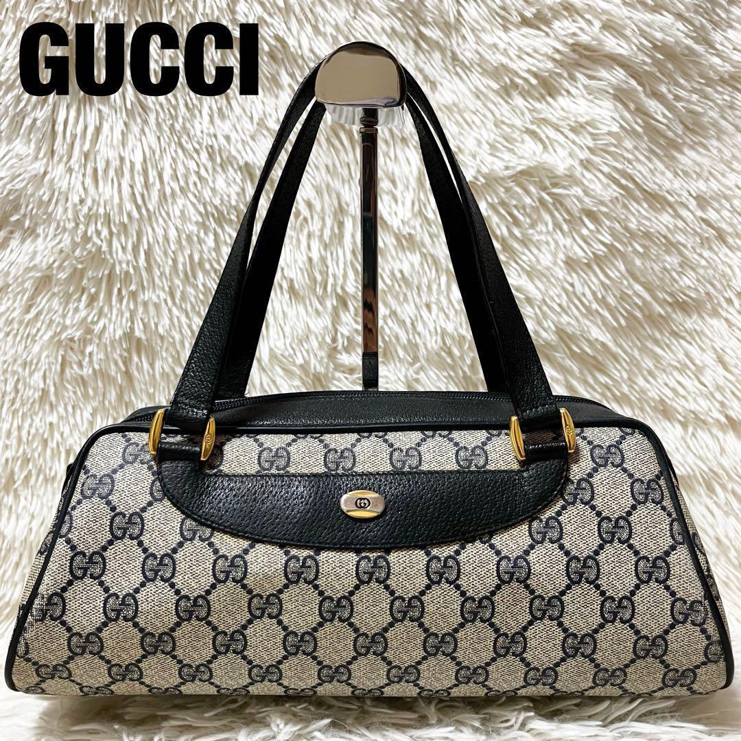 Navy Gucci Sherry Line Shoulder Bag, Old Interlocking Navy Gucci Sherry Line Shoulder Bag, Old Interlocking