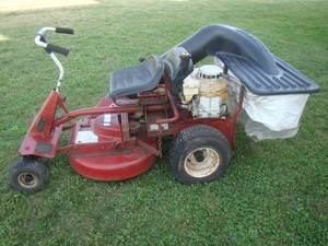 Vintage Snapper Rear Engine Riding Lawn Mower 3081w W Bagger For Restoration Ebay [ 225 x 300 Pixel ]