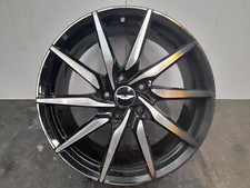 ASTON MARTIN VANTAGE MAG WHEEL 05/18-  RIGHT FRONT REFER TO PICS 