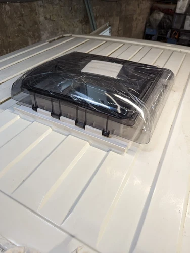 Dachlüftungsprofil geeignet für Fiat Ducato, Citroën Relay Boxer, Wohnmobil - Bild 1 von 4