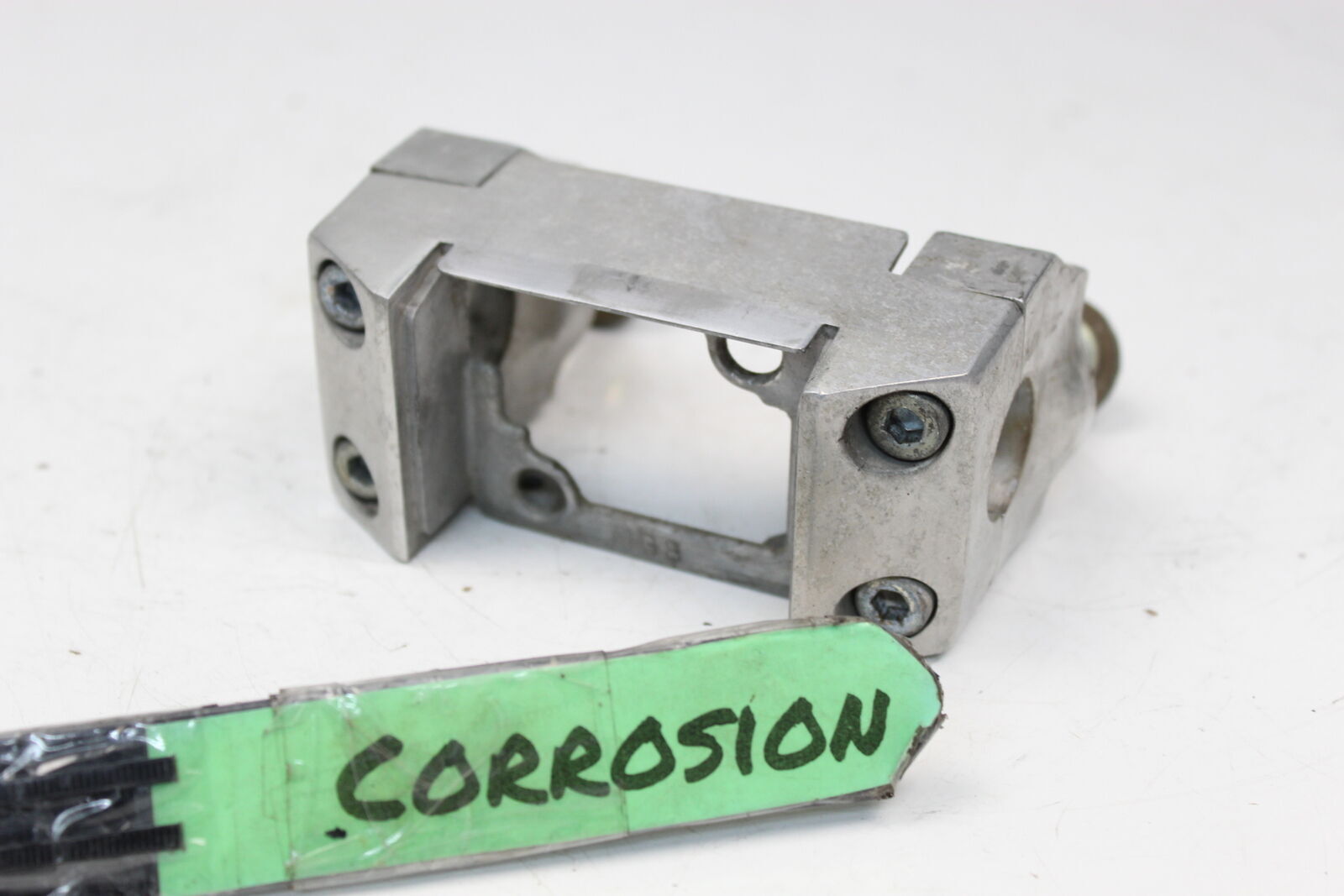 1985 Honda Shadow Vt 1100 Handlebar Risers Mounts