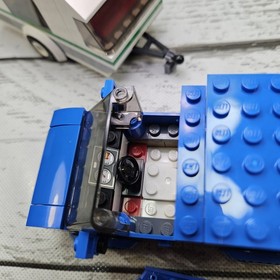 LEGO City Van And Caravan 60117 Set 2016 Car Trailer Minifigs Incomplete Read