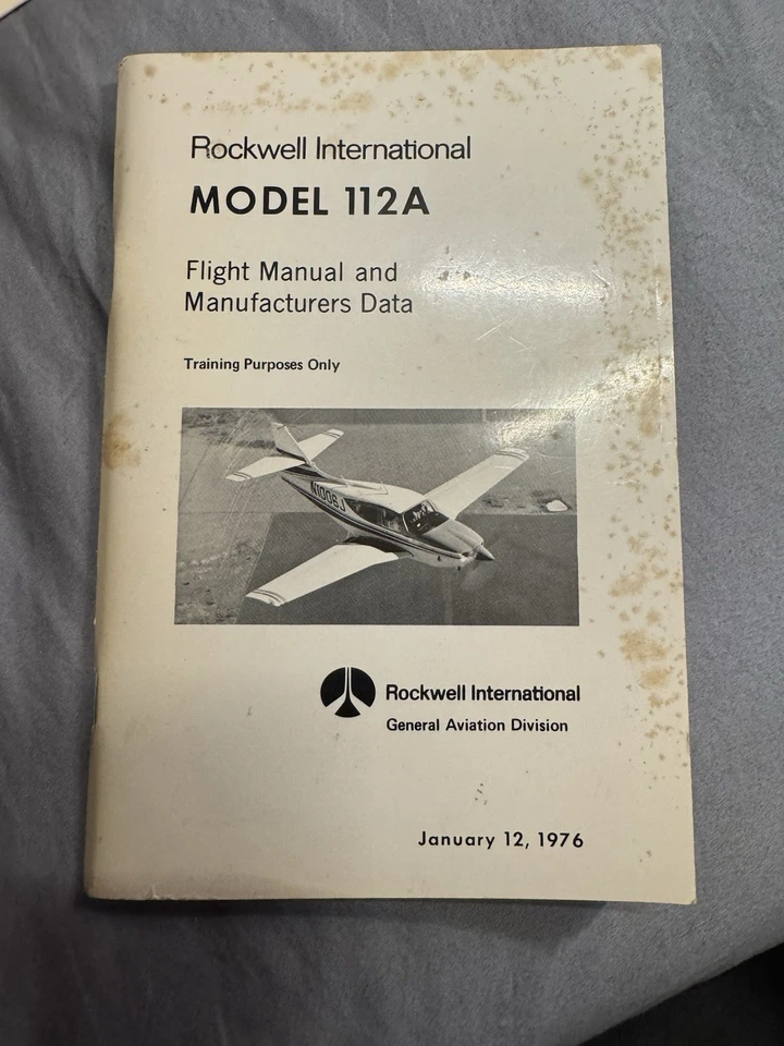 Manual de vuelo Rockwell International Modelo 112A y datos de fabricación Foto 2 de 4