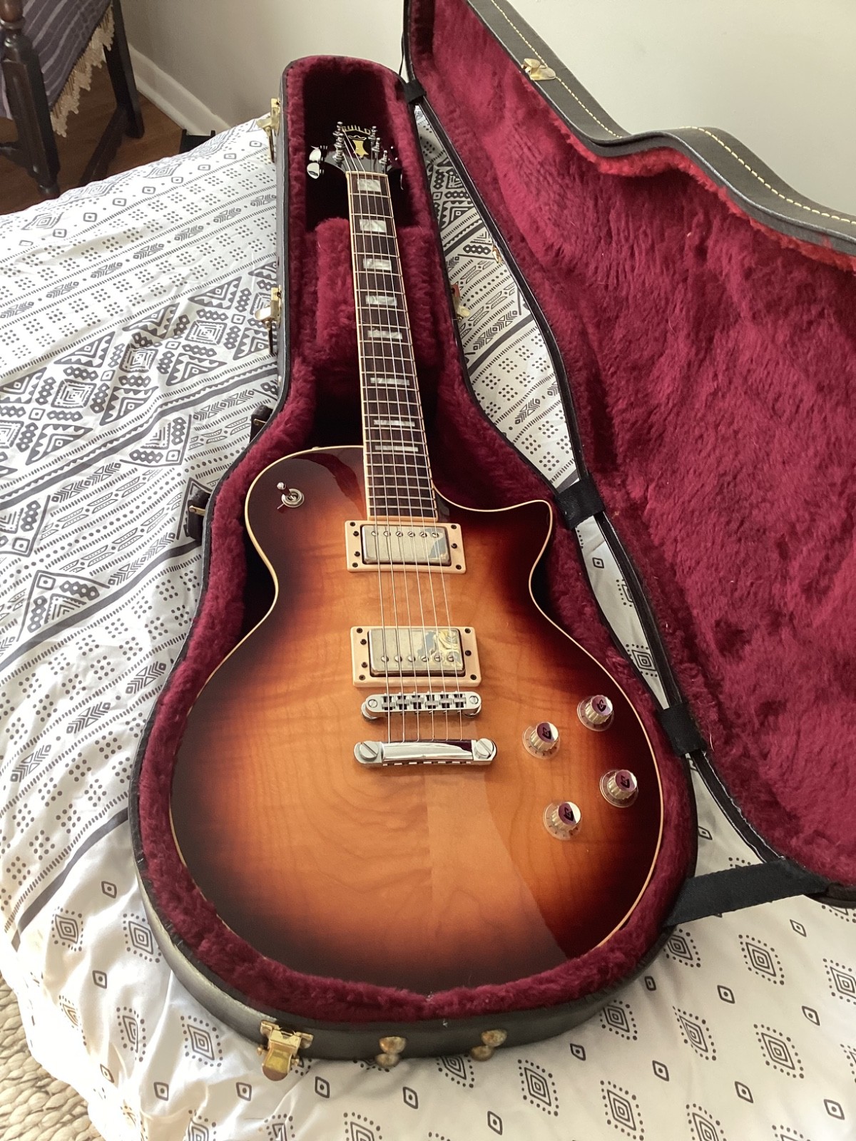 guild bluesbird guitar