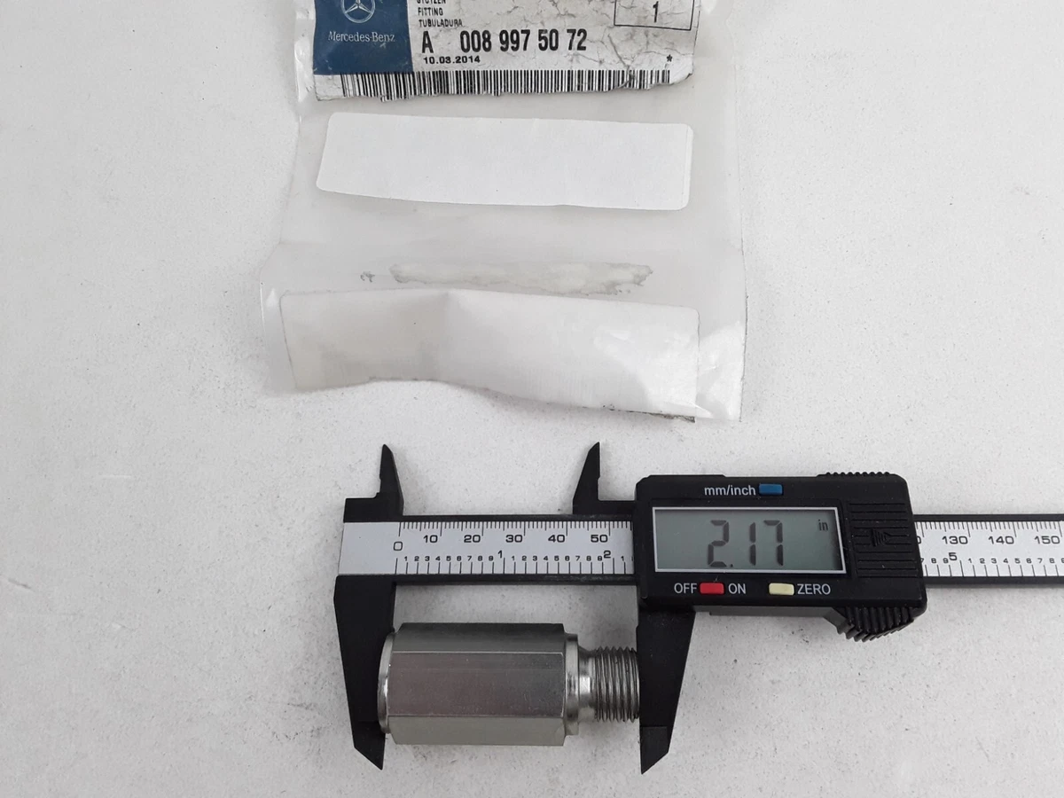 Genuine Detroit Diesel DDE A0089975072 Oil Pump Inlet Tube Fitting 
