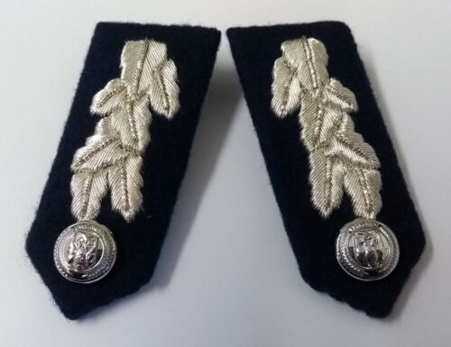 Arab Emirates Gorgets Collar Tabs With Silver Leaf Detail Officers & UAE Buttons - 第 1/5 張圖片