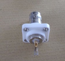 1 x R141410000W - R141 Series Flange Female BNC 50Ω Straight - RADIALL