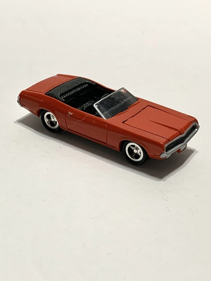 Johnny Lightning James Bond 007 Servicio Secreto de Su Majestad 1969 Puma Naranja Foto 2 de 4