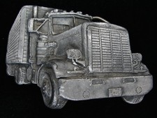 PL29118 VINTAGE 1970s CUT-OUT  18-WHEEL SEMI-TRUCK  PEWTER BELT BUCKLE