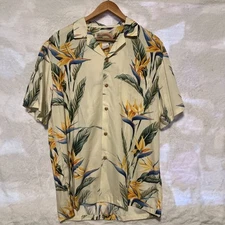 Paradise Found Men's Bird of Paradise Panel Hawaiian Shirt M