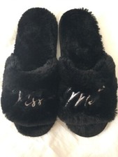 Women's NWOT Jenni Kiss me Black Faux Fur Slippers Size Medium