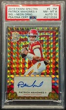 PATRICK MAHOMES Auto 2019 Spectra Signatures Neon Gold Mosaic Prizm SSP /10