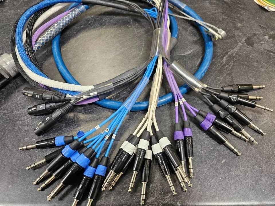 Whirlwind W6IRP to Fan Out- 28 channel XLR & TRS- 10' long - Image 2 of 4
