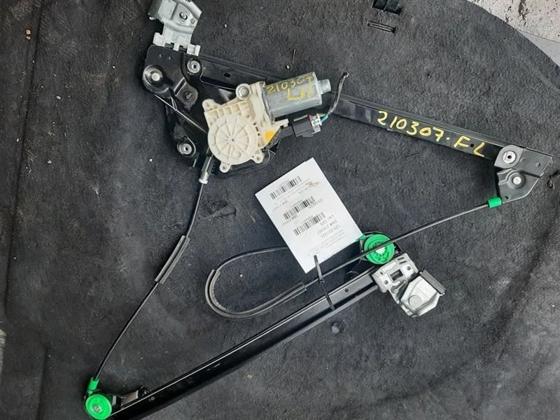 2004 05 2006 CADILLAC SRX OEM Driver Left Front Window Regulator 25773049 - Image 4 of 4