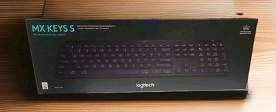 Logitech MX Keys S Universal Full-size Wireless Keyboard -920-011406 - NEW