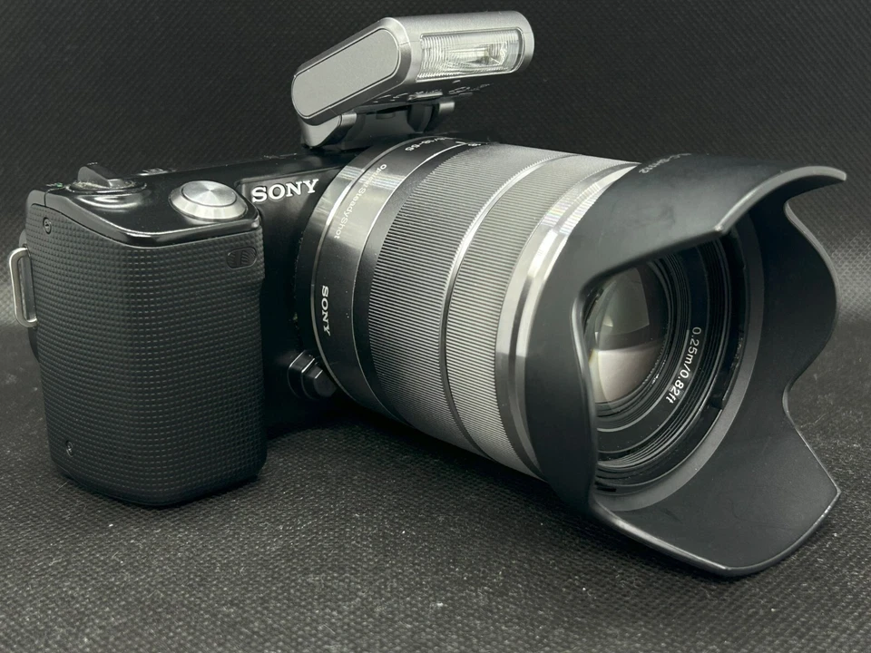 SONY Alpha a NEX-5 Mirrorless Digital Camera 18-55mm [ Japanese only 135 Shots ] - Image 2 of 4