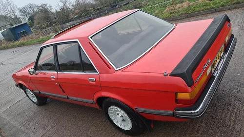 1979 PRE FACE LIFT  FORD GRANADA GHIA MK2 2.8 AUTO  LOW MILES 35k VENETIAN RED - Picture 6 of 24