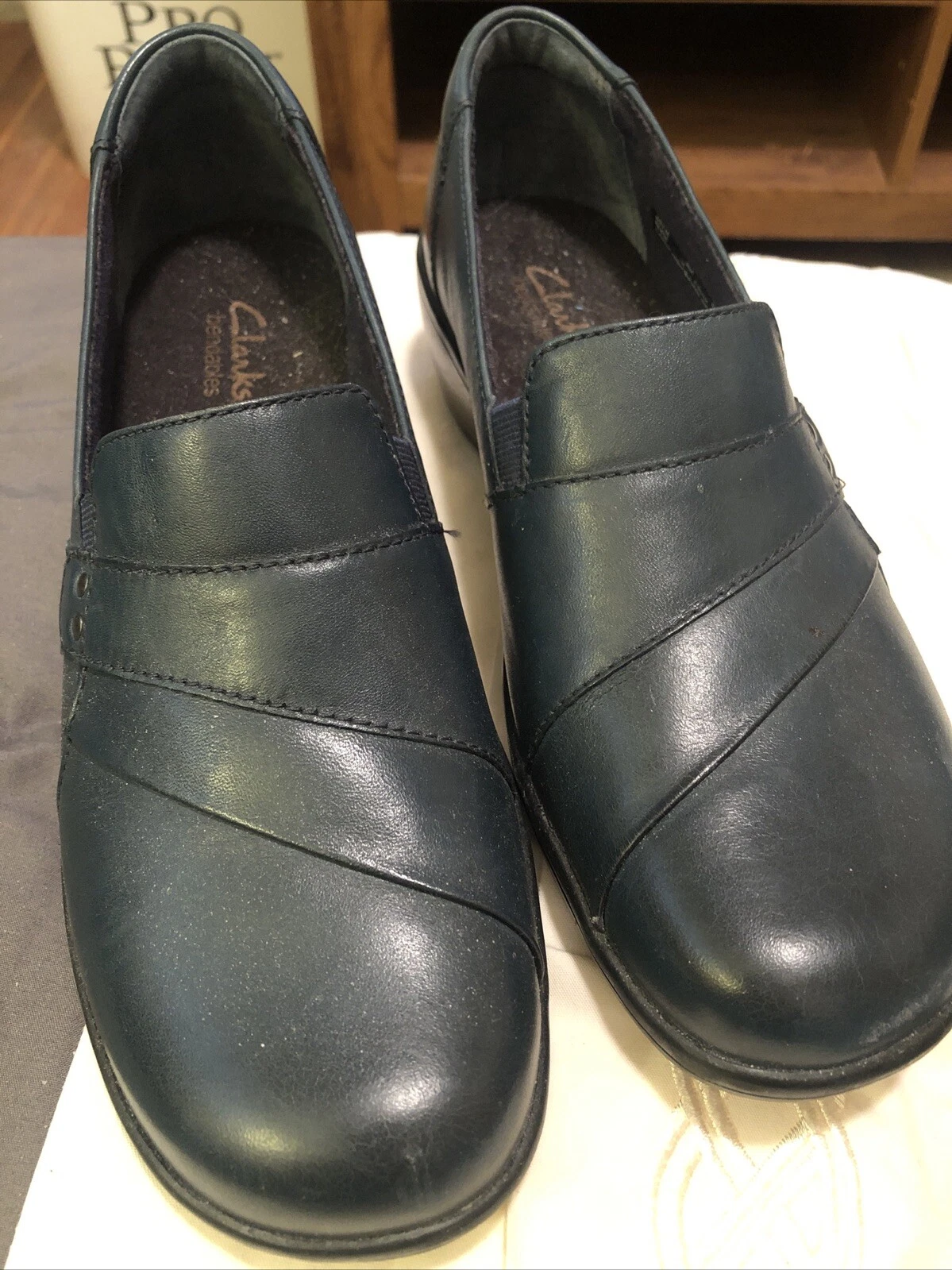 Mocassini donna Clarks Bendables slip on zeppa 8M blu navy pelle casual