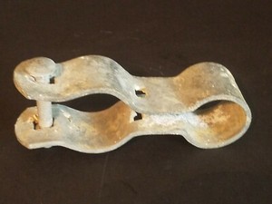 Galvanized Chain Link Gate Fence Post Clamp