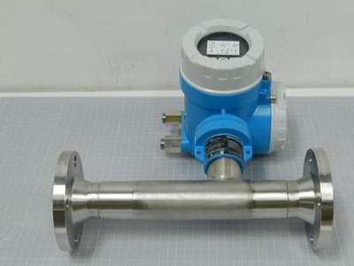 ENDRESS HAUSER PROLINE T-MASS 65 65F50-AK2AG1NABABA THERMAL MASS FLOW METER T147