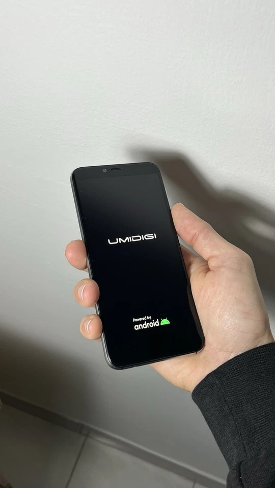 UMIDIGI A3S - 16GB - (GSM Unlocked) Dual SIM Smartphone - Midnight Green - K2570 - Immagine 3 di 4