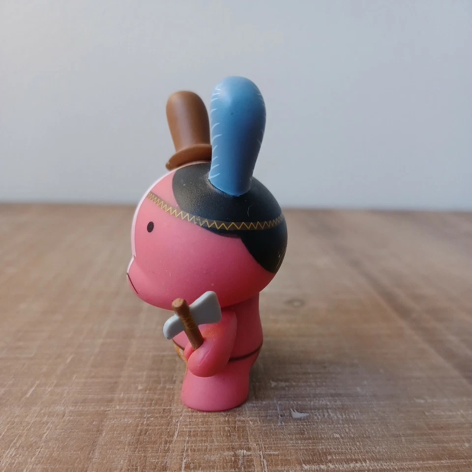 Kidrobot Cowboy & Indian Michelle Valigura Dunny Serie 2010 Acción de Gracias Foto 2 de 4