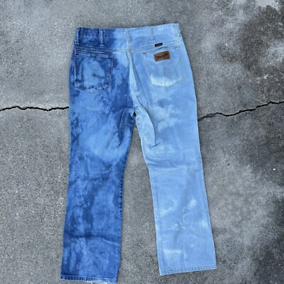 Bleached & Distressed Wrangler Cowboy Bootcut Jeans 30x28