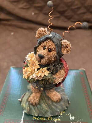 Boyds Bear Dressed As A Lady Bug - Tweedle Bedeedle...Stop & Smell The Flowers