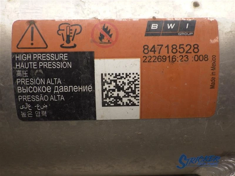 Cadillac Escalade 2021-2023 Air Suspension Compressor Supply Tank 84951816 7479 - Image 2 of 4