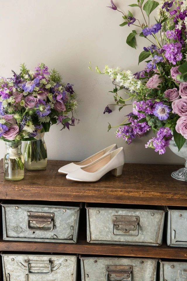 Rainbow Club Stephanie Brautschuhe Hochzeit Pumps Satin Gr. 41 Ivory / Creme - Bild 2 von 4