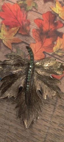 Vintage Costume Jewelry Set Broches and Pins