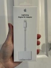 Apple MD825AM/A Lightning to VGA Adapter, New and Sealed