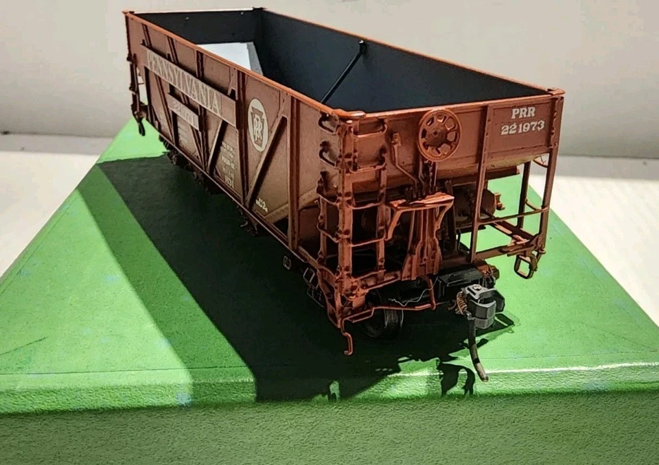 Overland Models HO Scale Brass H-31 C' 2 Bay Hopper Pennsylvania #221973 - Image 4 of 4