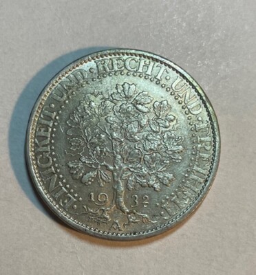 Germany - 1932-A Large Silver ''Oak Tree'' 5 Mark - Popular